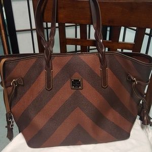 Dooney & Bourke Bailey